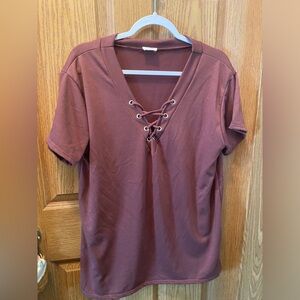 BiBi cute top with tie front